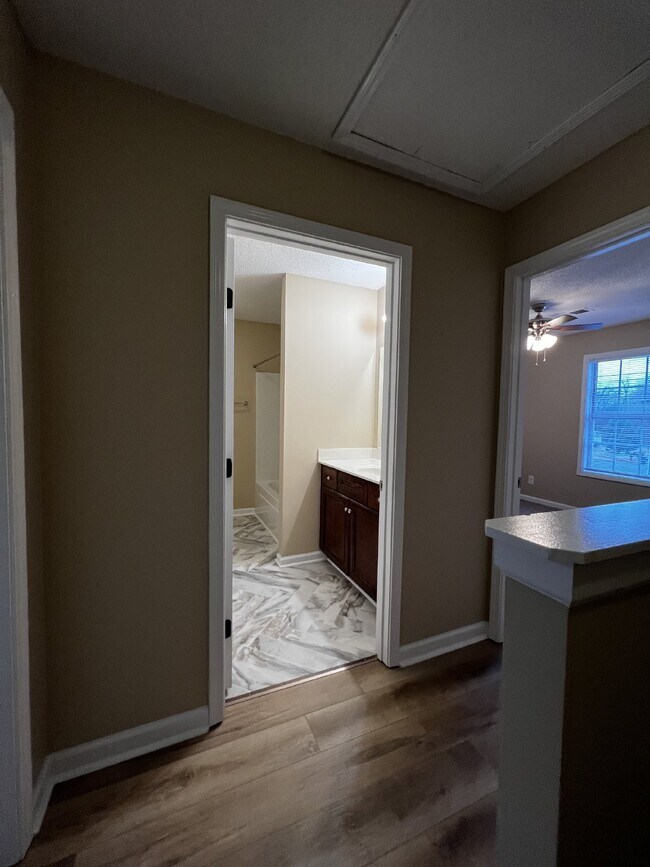Building Photo - 541 Patriot Park Ct
