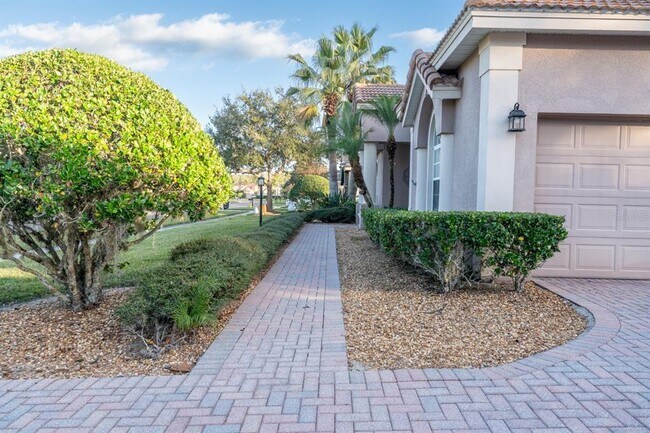 Building Photo - 1084 Shadowmoss Cir