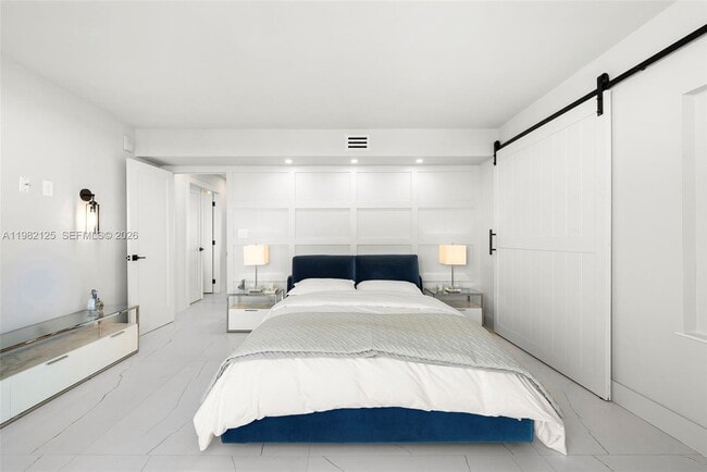 Building Photo - 4300 N Ocean Blvd