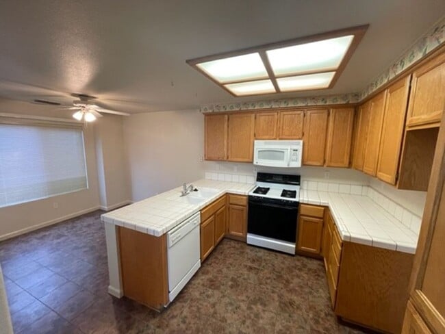 Building Photo - Rocklin home near Breen Park