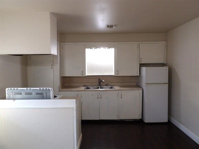 Building Photo - 9 NW 13th St