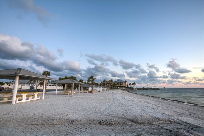 Building Photo - 5520 Angel Fish Ct