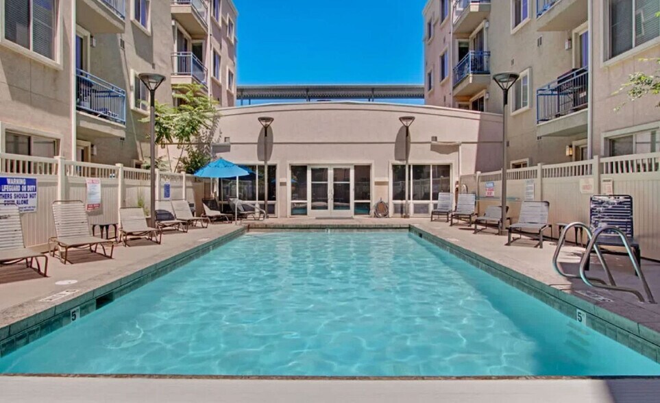 Building Photo - 606 W S Temple St