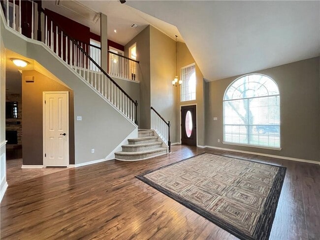 Building Photo - 8217 Longdraw Dr