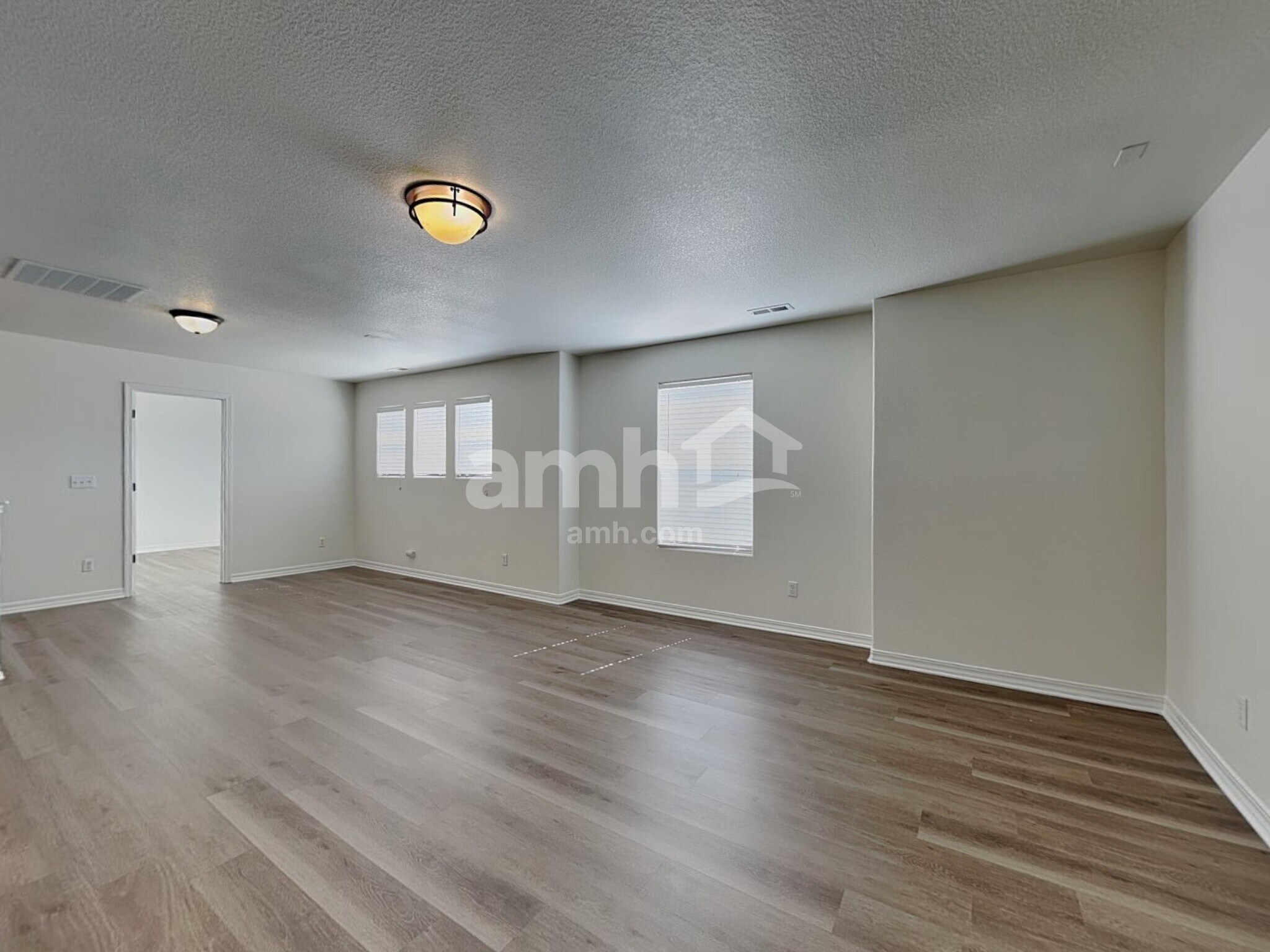 Building Photo - 3713 Winter Sun Dr