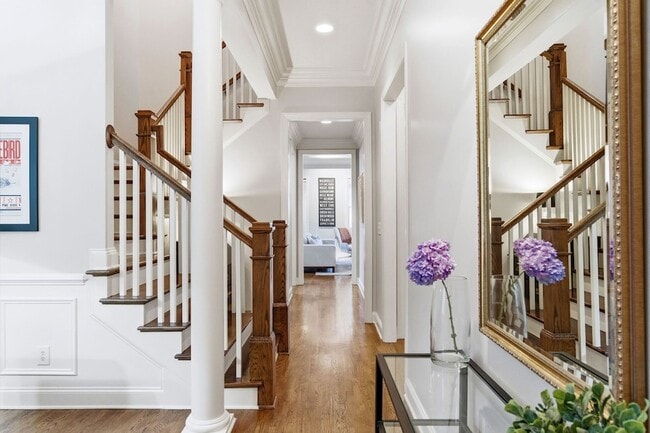 Building Photo - 1306 Jewell Ave