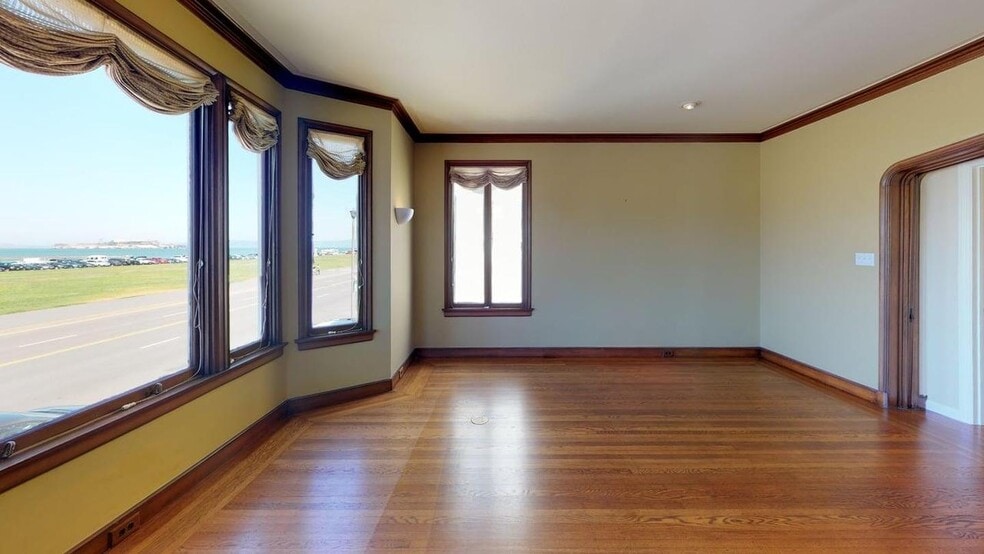 Building Photo - 455 Marina Blvd