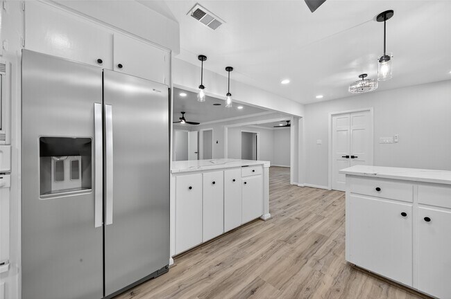 Building Photo - 5322 Wigton Dr