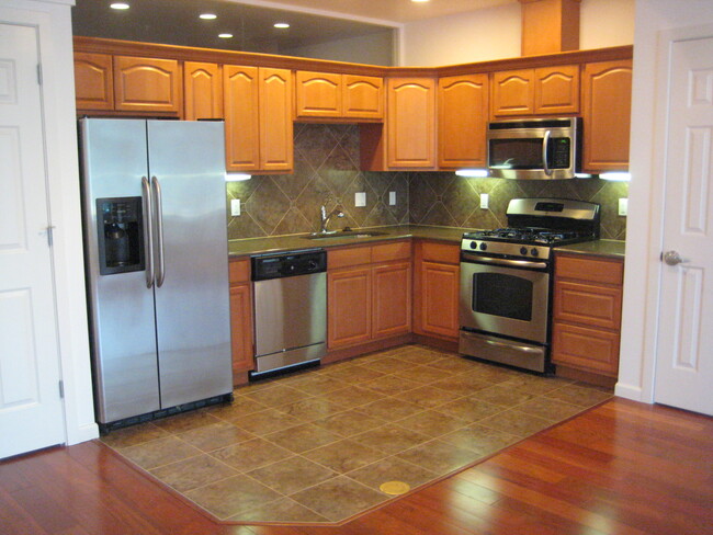 Kitchen - Hawthorne 44