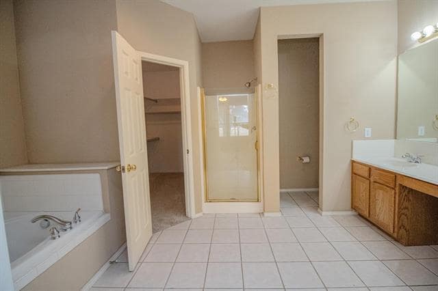 Building Photo - 1100 Inland Ln