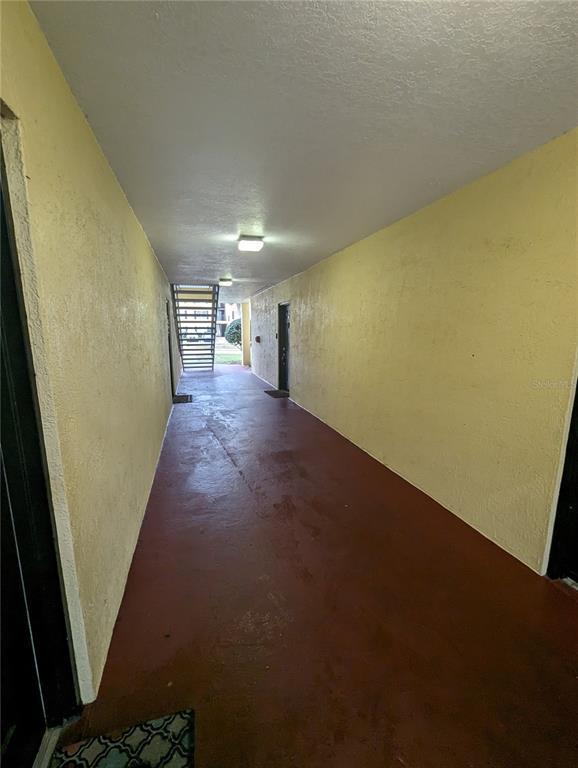 Building Photo - 2071 Dixie Belle Dr