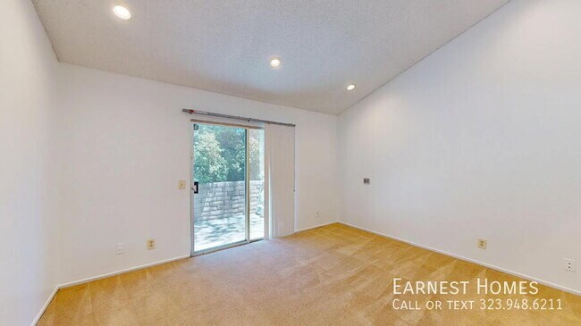 Building Photo - 11455 Tampa Ave