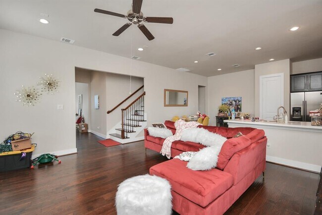 Building Photo - 8821 Hollister Pine Ct
