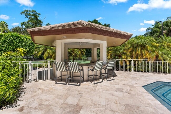 Building Photo - 6190 SW 102nd St