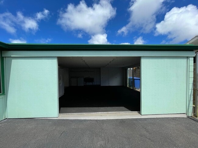 Building Photo - 282 Lunalilo Home Rd