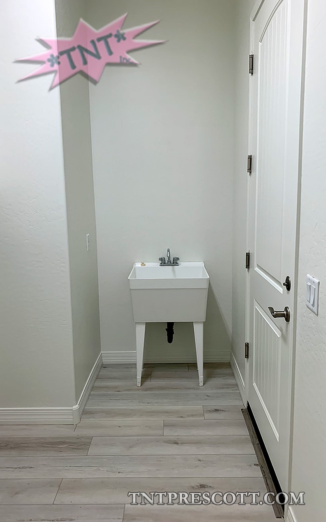 Building Photo - Home in Granville HOA