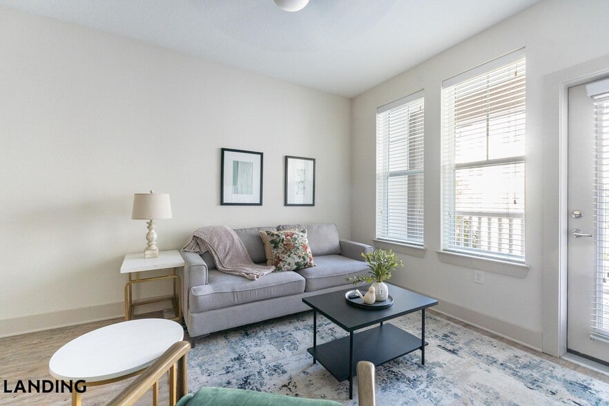 Building Photo - 655 W Marina Cove Dr