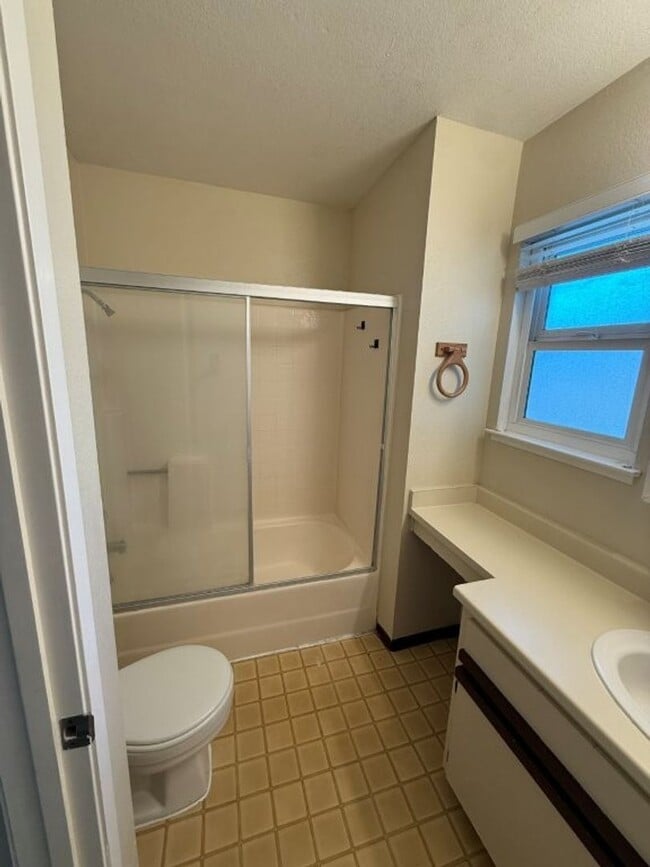 Building Photo - 1003 Blackspur Ct