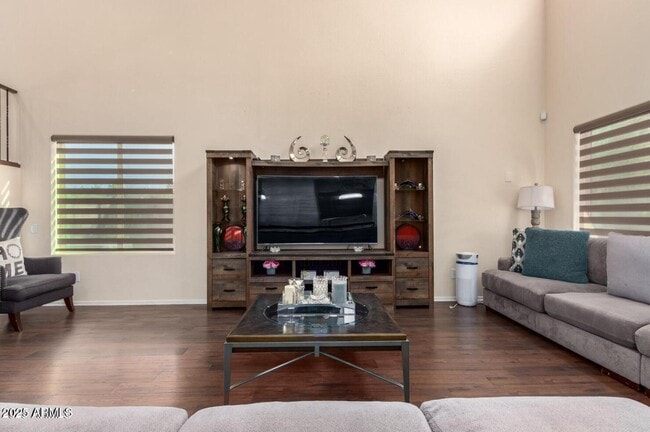 Building Photo - 10763 W Cottontail Ln