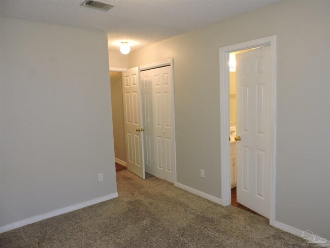 Building Photo - 1897 Gulf Bay Ln