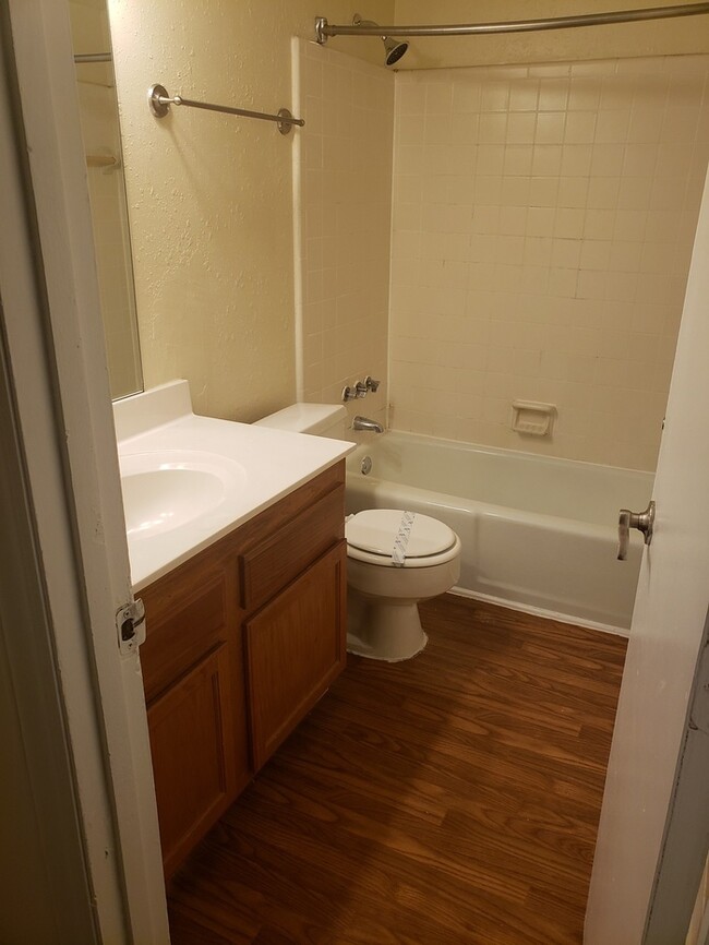 Building Photo - Lake Johnson Mews-3bd on the LAKE TRAIL!