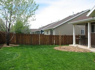 Building Photo - 2716 Daisy Dr