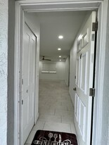 Building Photo - 17255 SW 95th Ave