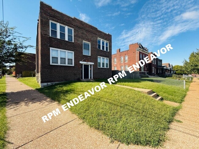 Building Photo - 2300 Allen Ave