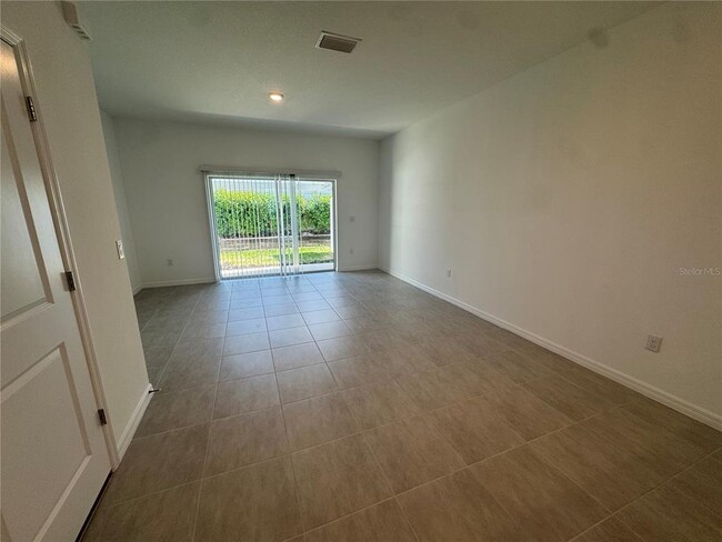 Building Photo - 8720 Daybreak St