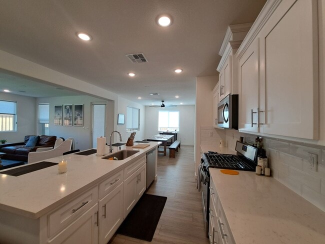 Building Photo - Gorgeous Smart Home is Clean & Loaded!  - ...