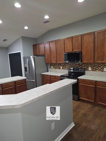 Building Photo - 1334 Camp Ridge Ln