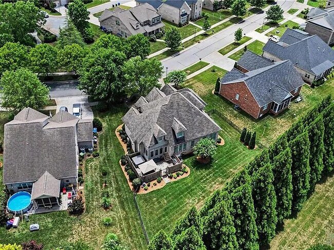 Building Photo - Lease OR Lease to Own