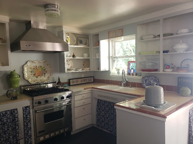 Building Photo - 1604 N 203rd Pl