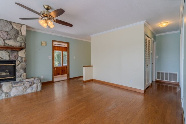 Building Photo - Price Improvement! Lakefront Dream Home – ...