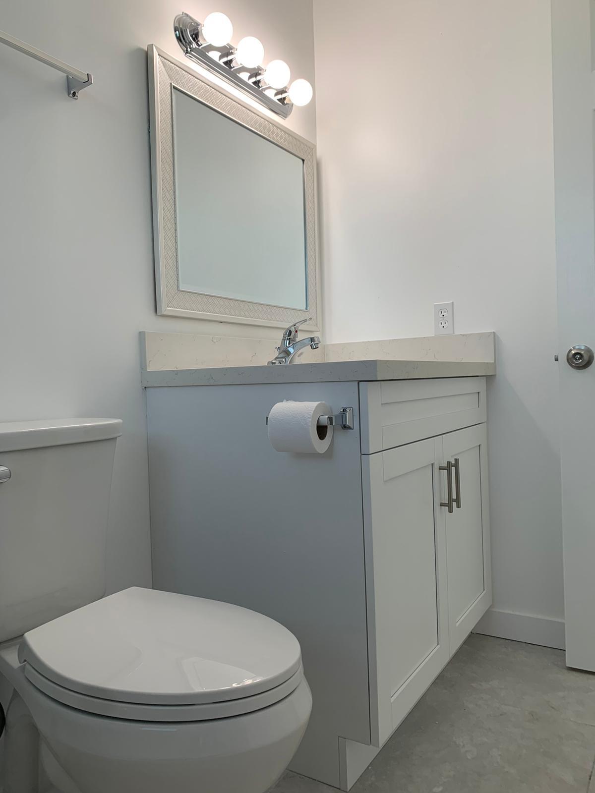 Building Photo - 9460 Fontainebleau Blvd
