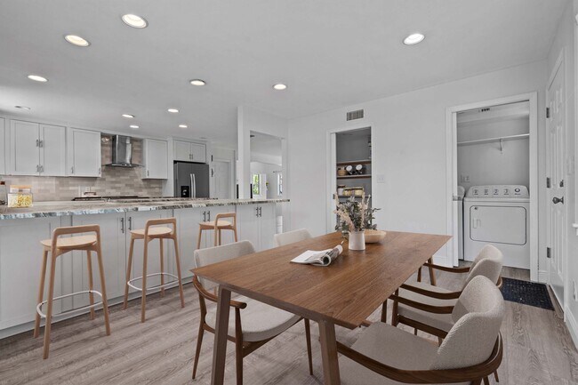 Building Photo - 4857 Hummingbird Trail