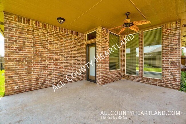 Building Photo - 232 SW 169th St