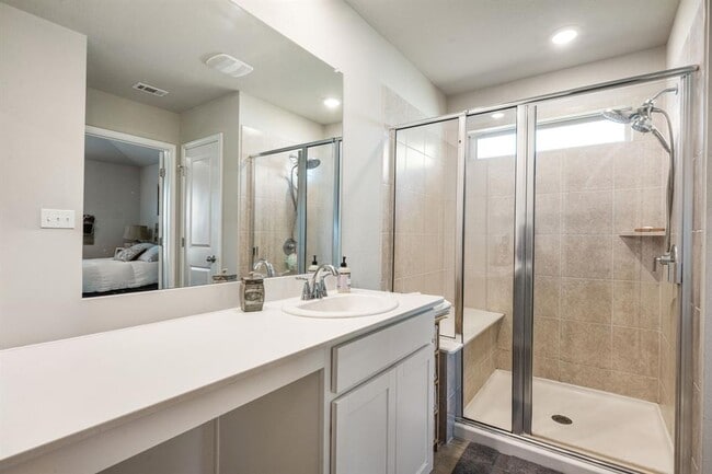 Building Photo - 125 Night Sky Dr