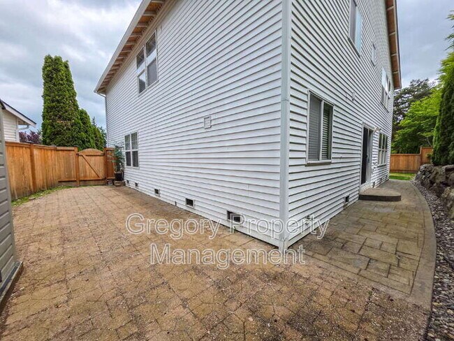 Building Photo - 11519 45th Ave SE