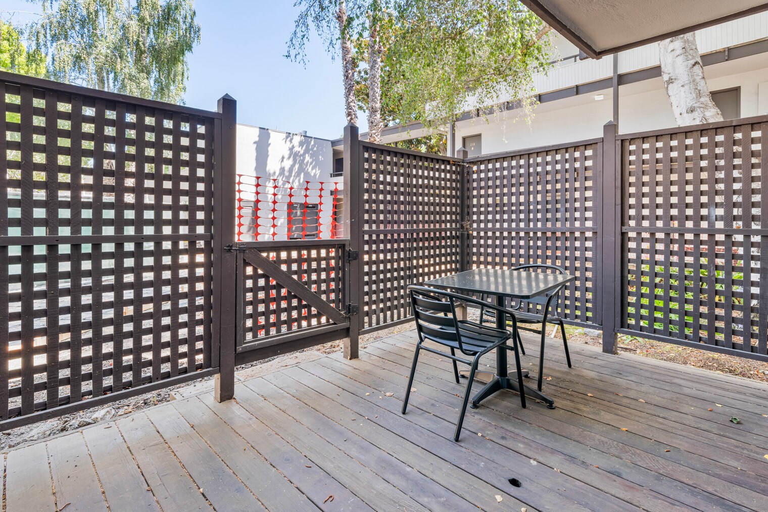 Building Photo - 2721 Midtown Ct