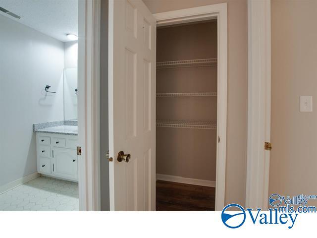 Building Photo - 3006 Dupree Dr SW