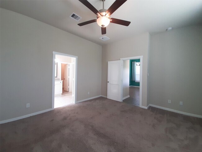 Building Photo - 23306 Ivory Sedge Trl
