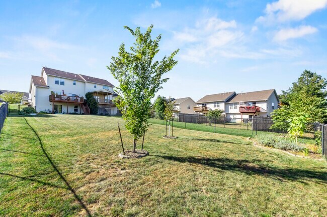 Building Photo - 1552 Cook Cir