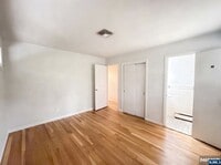 Building Photo - 222-36 41st Ave