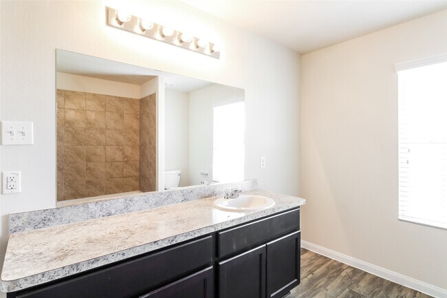 Building Photo - 6003 Sunrise Light Ln