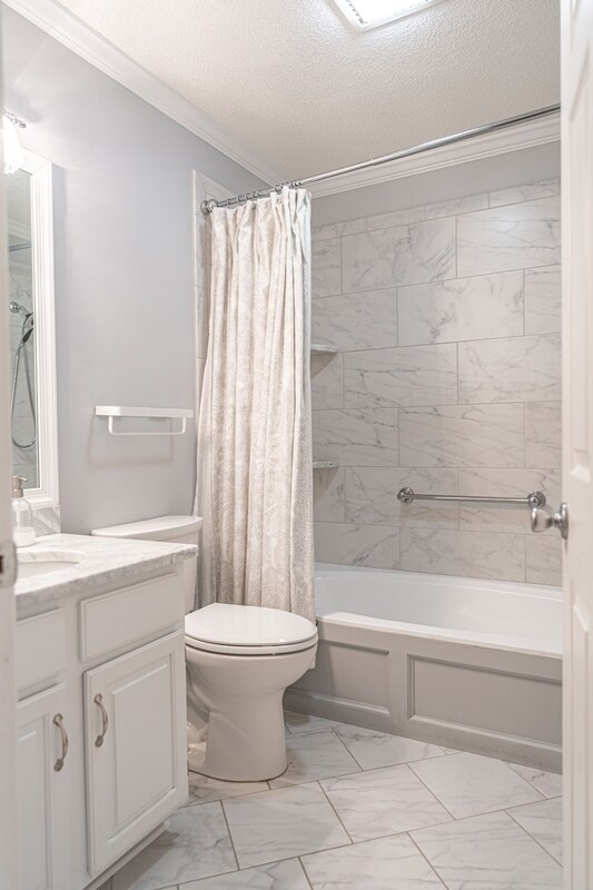 Building Photo - 285 Sugar Gum Ln