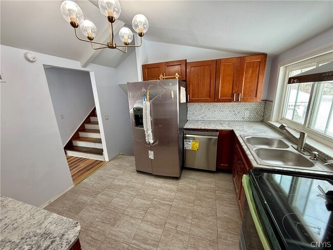 Building Photo - 2 Ilex Ln