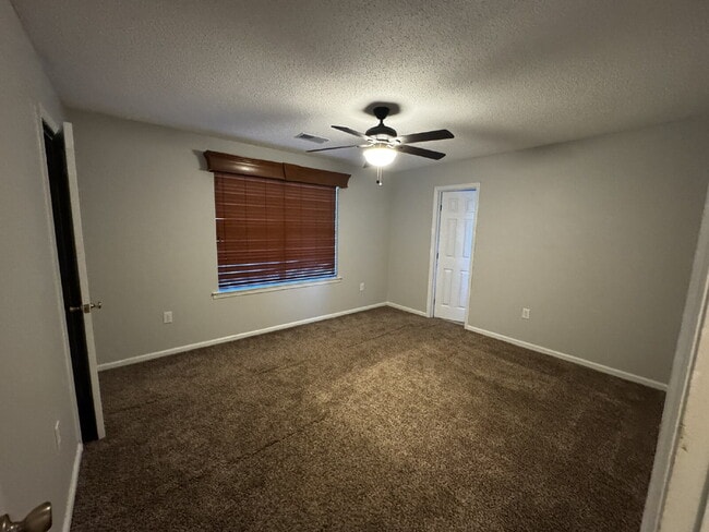 Building Photo - Home for Rent