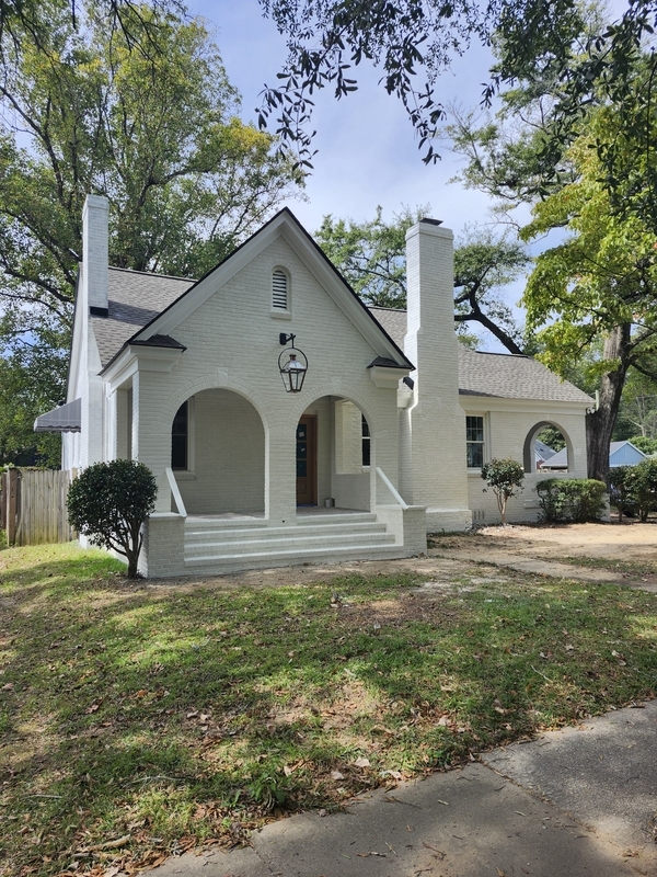 Building Photo - 301 S Woodrow St