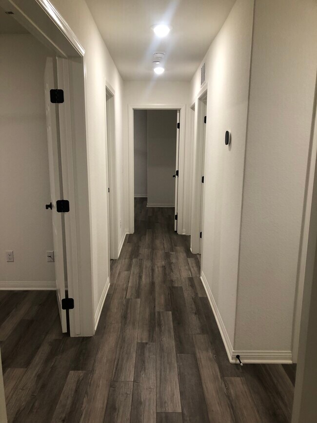 Building Photo - 26756 Calle Celia